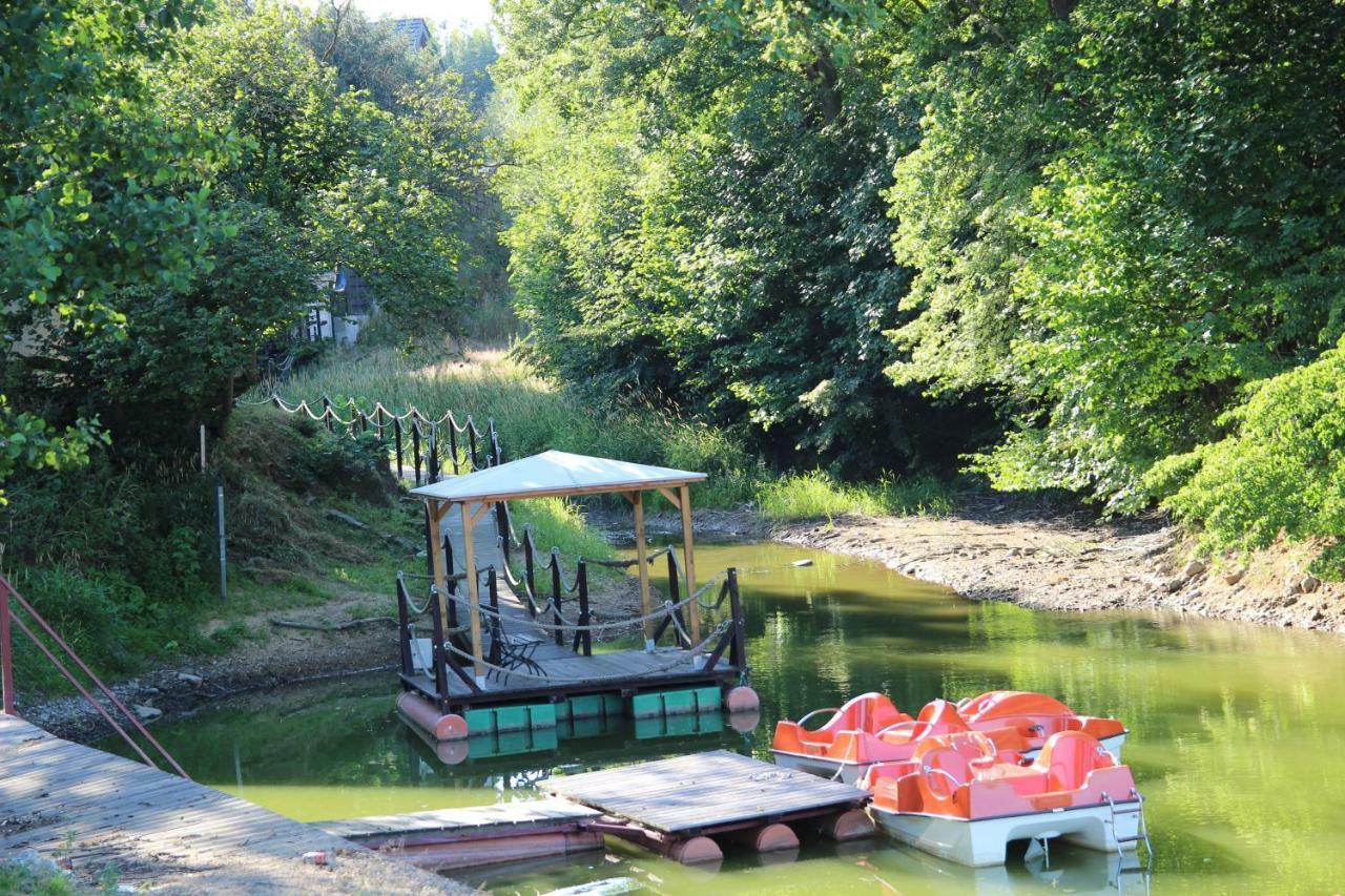 Domki Nad Jeziorem W Karlowicach Karlowice Kültér fotó
