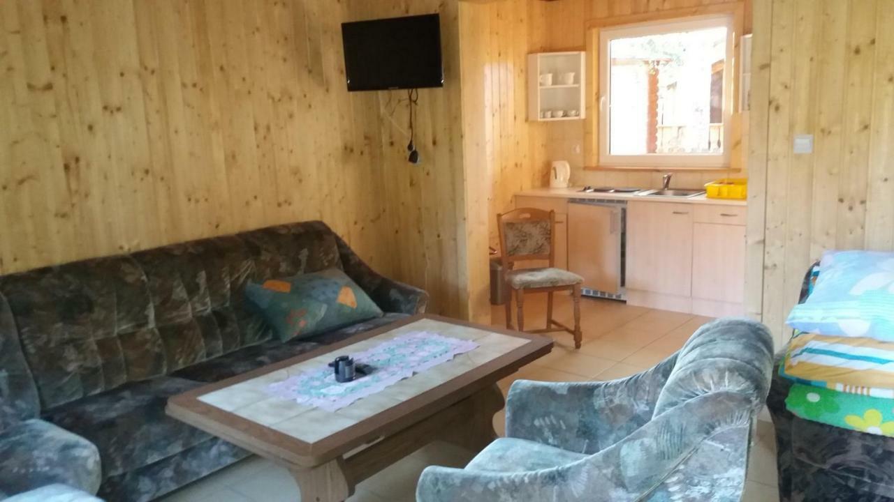 Domki Nad Jeziorem W Karlowicach Karlowice Kültér fotó