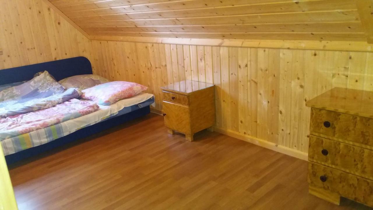 Domki Nad Jeziorem W Karlowicach Karlowice Kültér fotó