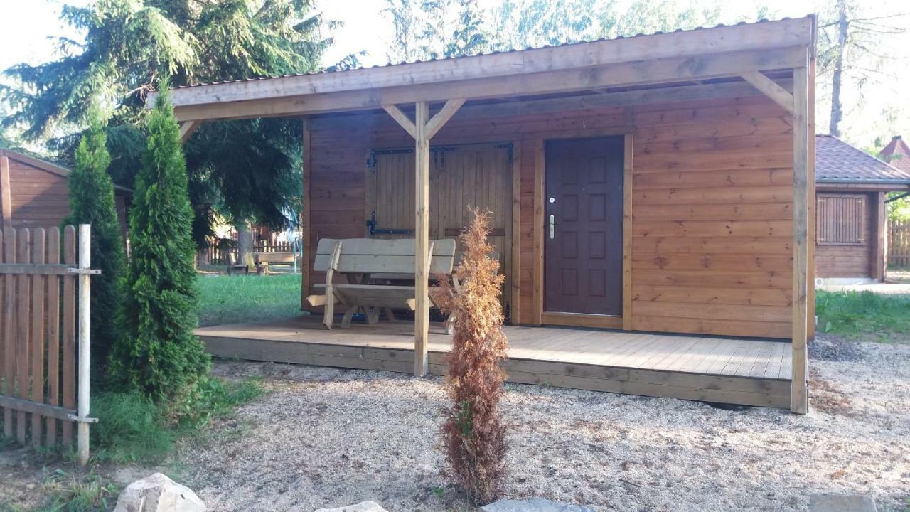 Domki Nad Jeziorem W Karlowicach Karlowice Kültér fotó