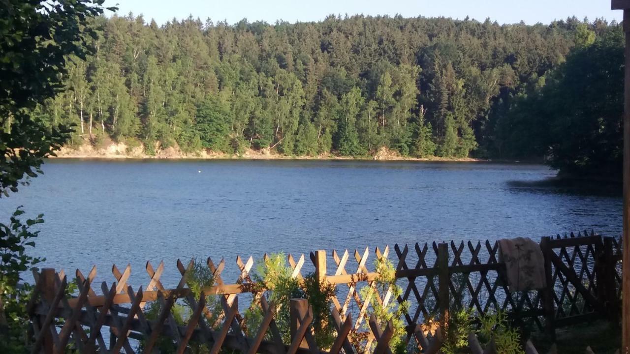 Domki Nad Jeziorem W Karlowicach Karlowice Kültér fotó